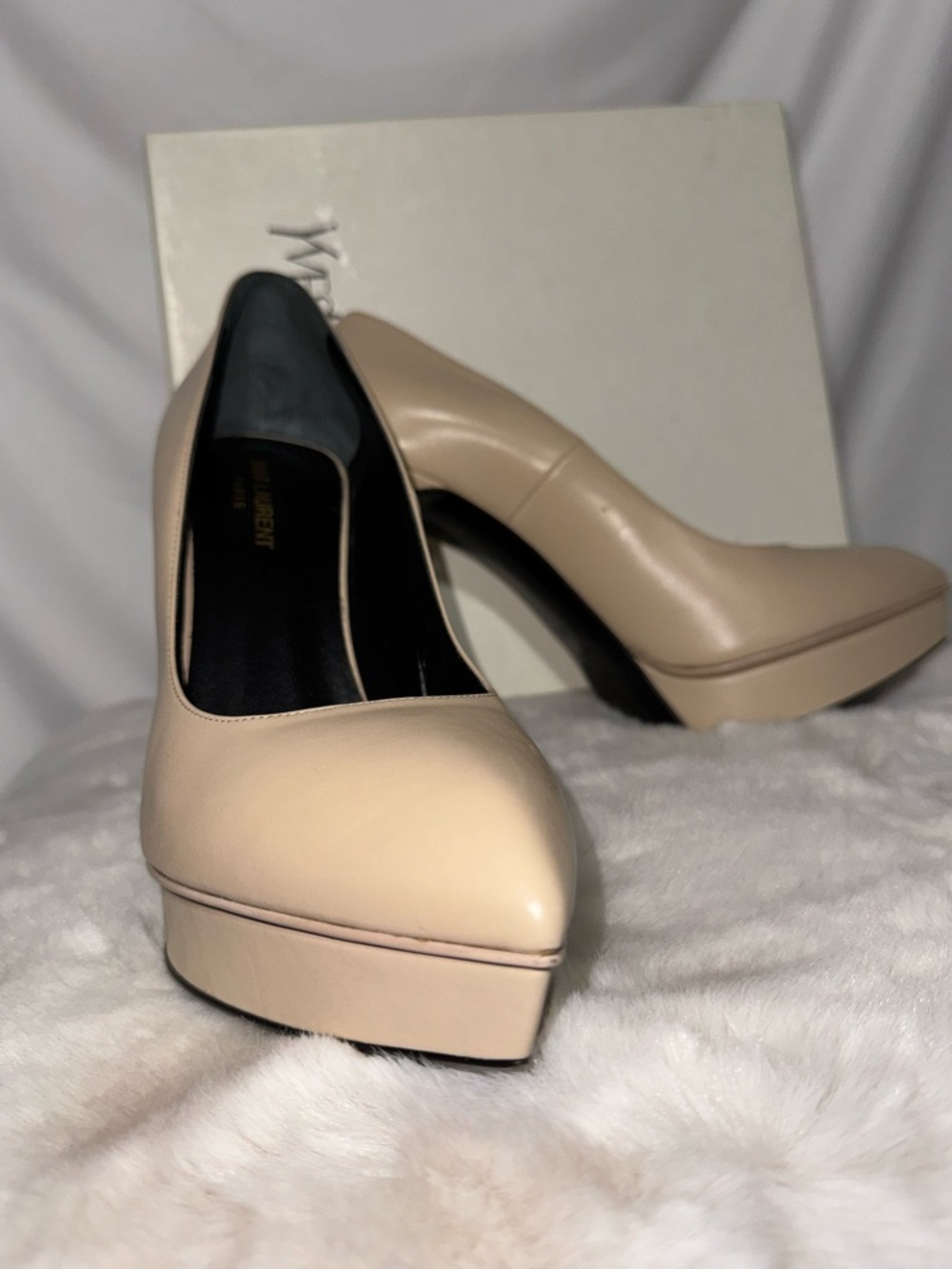 Saint Laurent Nude Platform Pumps